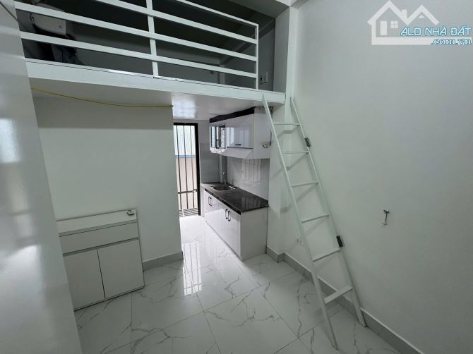 Cho Thuê CCMN Ngõ 322 Mỹ Đình Nam Từ Liêm 25m2 Gác Xép Ban Công Cửa Sổ Thang Máy Gần Chợ