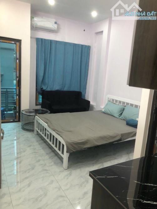 DƯƠNG QUẢNG HÀM CẦU GIẤY 55m 6 TẦNG MT 4m 13.7 TỶ CCMN 11 PHÒNG THANG MÁY