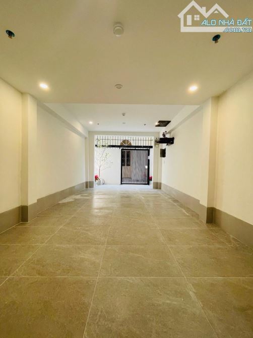QUAN HOA CẦU GIẤY 60m 6 TẦNG MT 3.55m 15.9 TỶ CCMN 11 CĂN HỘ THANG MÁY DÒNG TIỀN