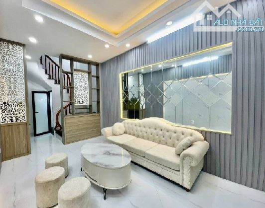 Thổ Quan mới kính koong, 2 thoáng, 25/28m², 4 tầng, mt 3.1m