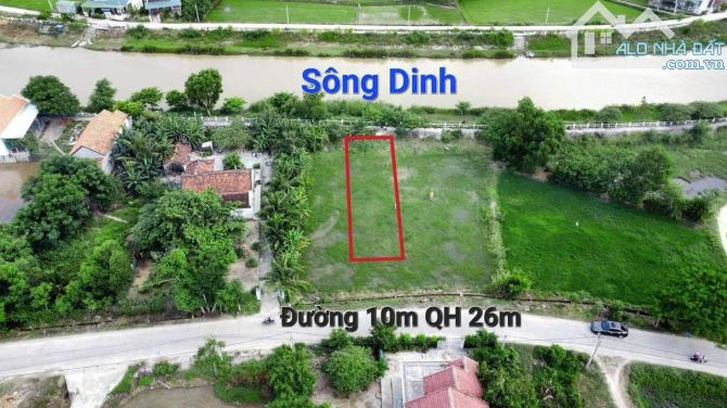 Chủ kẹt tiền cần bán nhanh Lô đất 2 mặt tiền đường liên xã Ninh Phú, view sông Dinh