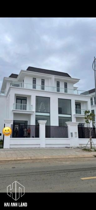 Bán hoặc cho thuê 2 căn nhà KDT Tây Bắc