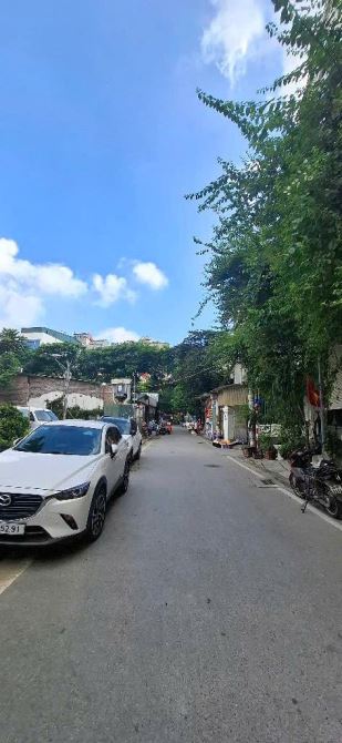 Bán lô đất đẹp 118m, MT và hậu 5m đường ô tô tránh ngõ 61 phố Trạm, Long Biên