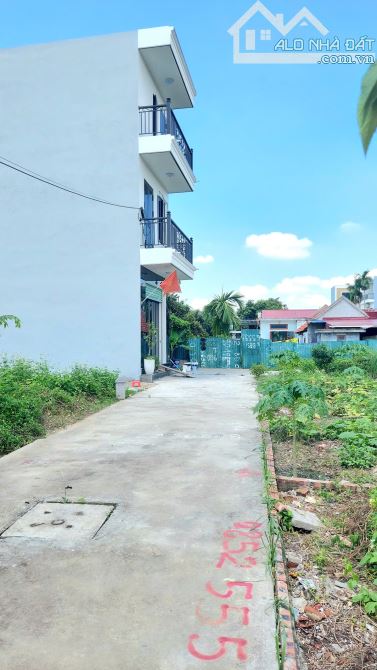 CHỈ 1,35 TỶ - Lô đất cực đẹp 60m2 mặt ngõ 4m tại Xích Thổ Hồng Thái AD