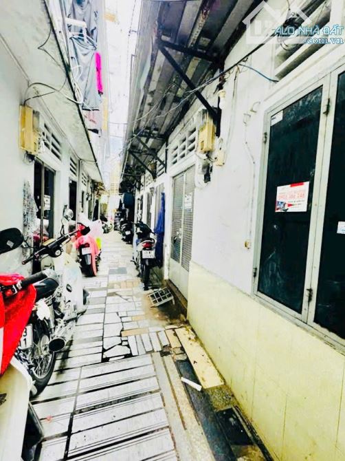 Ngộp giảm 14.2 tỷ về 12.4 tỷ bán nhanh dãy trọ lô góc 2 tầng 108m2 - Ngang đẹp 6m