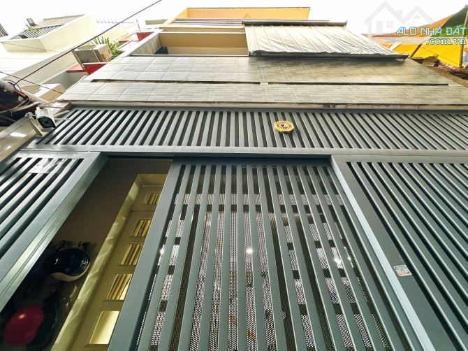 Nhà Bán Nhà 4 Tầng Cô Bắc Khu Vip Phan Xích Long