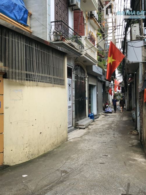 ĐÔNG THIÊN , 34M2 x 5T MỚI , MẶT TIỀN 4,2M , NGÕ NÔNG THẲNG , GẦN Ô TÔ , 6,5 TỶ