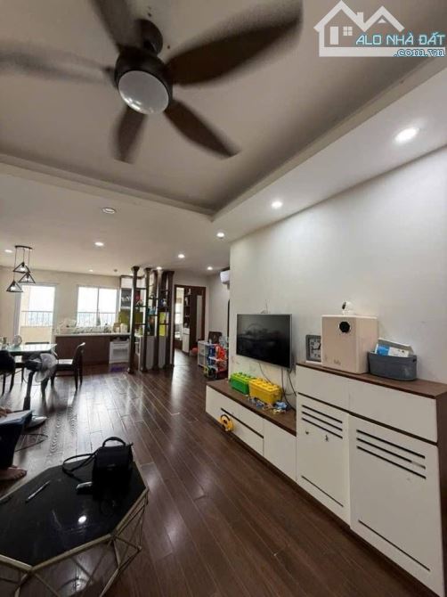 🌟 BÁN CĂN HỘ ĐẸP THẠCH BÀN – 80M² – 2 PHÒNG NGỦ – TẦNG TRUNG 🌟 🏠 Ở NGAY – FULL NỘI THẤT