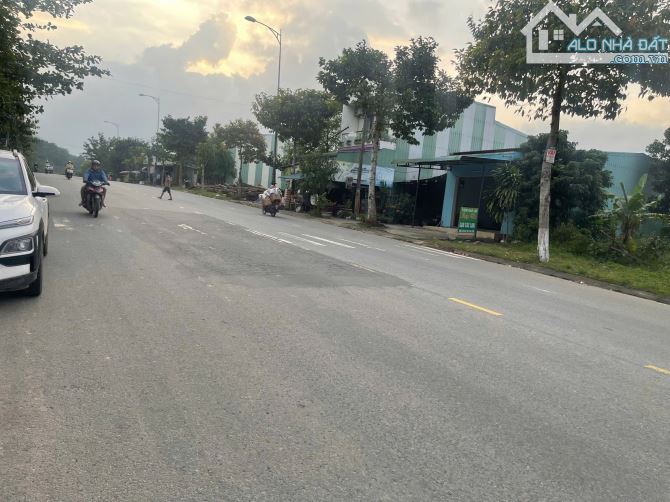 Đất mặt tiền DT602, dt đất 180m2