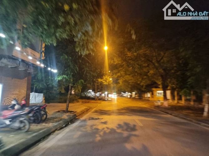 Bán gấp đất TĐC Tứ Hiệp ô tô phân lô vỉa hè hiếm còn sót lại giá 7.3 tỷ