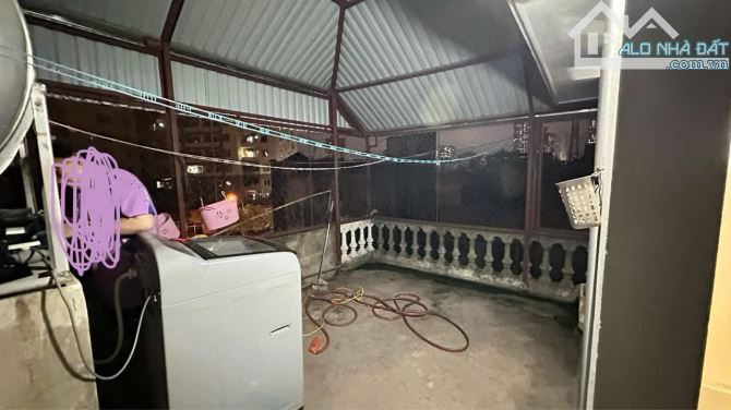 Cho thuê nhà tại  đường Lĩnh Nam, phường Mai Động,  quận Hoàng Mai. DT 25m x 4 tầng, giá
