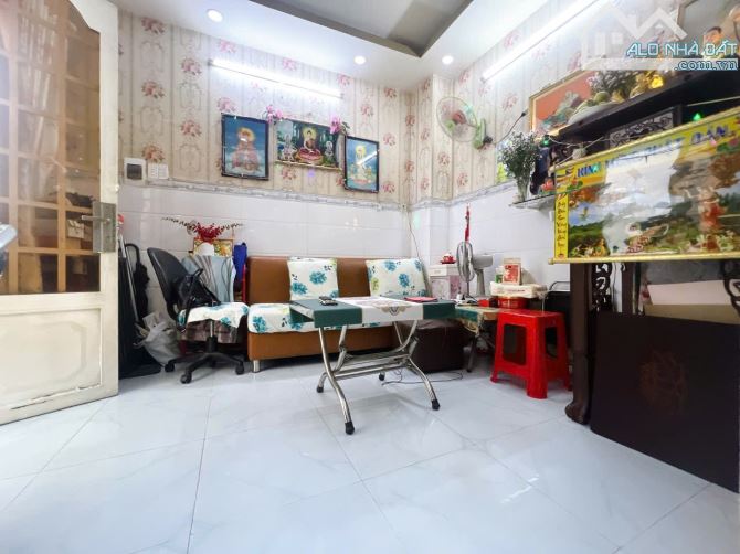 💥💥ĐOÀN VĂN BƠ - NHÀ 2 TẦNG - HOÀN CÔNG ĐỦ - 21.1m2 - GIA 2TY999💲 TL CHÍNH CHỦ