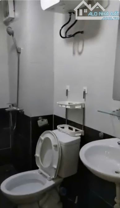 Cho thuê căn hộ 2 ngủ full đồ tầng 2 chung cư Hoàng Huy An Đồng