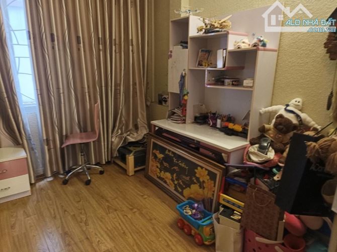 BÁN NHÀ NGUYỄN KHÁNH TOÀN, 60M2, MT 4.5M, 5 TẦNG, VIEW CÔNG VIÊN, VỈA HÈ OTO, GIÁ 17.5 TỶ - 10