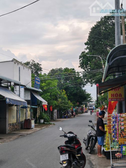 Chính chủ bán nhà mt 9m, 300m Thổ cư, kinh doanh tốt - chỉ 5 tỷ - 10