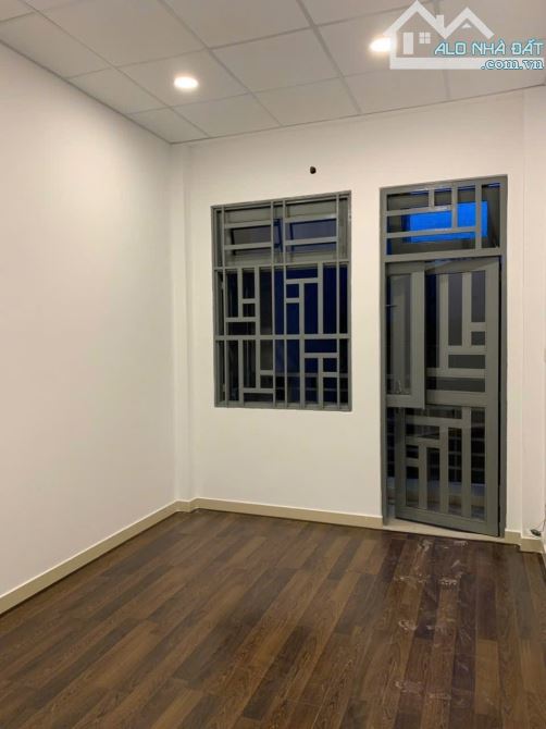 3 TẦNG CÒN MỚI- 3.2 x 17M- 3PN- NGUYỄN HUY LƯỢNG P14 BT- 7,8 TỶ TL - 10