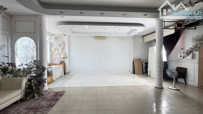 SANG NHƯỢNG TIỆM ÁO CƯỚI FULL SETUP – TRUNG TÂM BIÊN HÒA 📍 Mặt tiền Nguyễn Ái Quố - 10