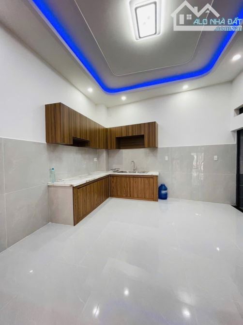 Bán nhà 1 trệt 1 lầu sổ riêng thổ cư p. Hố Nai - 10