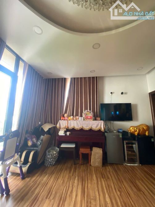 BÁN BIỆT THỰ TRẦN NÃO KHU VIP 212 M2 GIÁ 60 TỶ - 11
