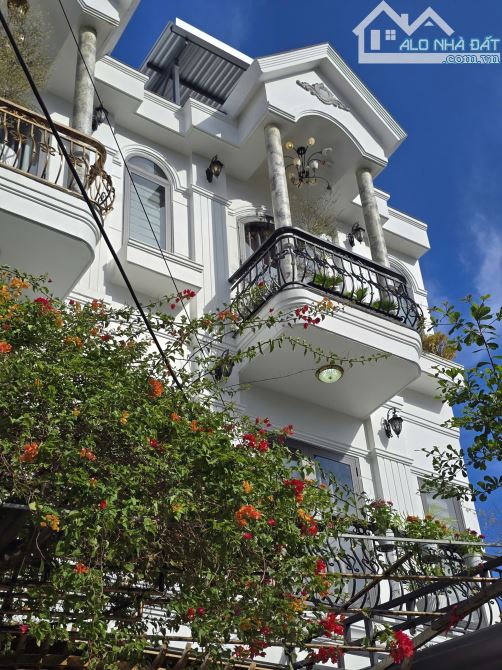 Bán siêu phẩm 3 tầng Phú Xuân 9 khu VIP Hoà Minh - 11