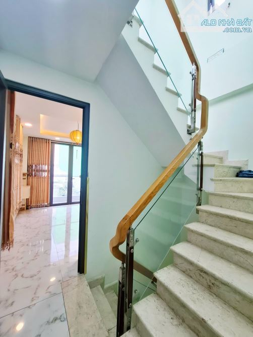 🏡 BÁN NHÀ 5 TẦNG – NGAY CHỢ HOA & PHỐ ẨM THỰC HỒ THỊ KỶ - TT QUẬN 10 – CHỈ 8.48 TỈ - 11
