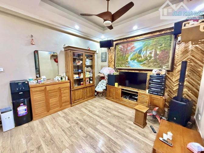Bán Chung cư B10 Kim Liên-DT 62 m2-TẦNG TRUNG-2 NGỦ-2 WC-FULL NỘI THẤT-VIEW THOÁNG. - 1