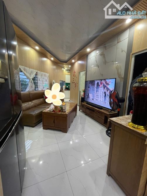 🌻 Bán nhà góc kiệt 2 xe máy lướt qua nhau, 20 m ra đường Nguyễn Lương Bằng, nhà trệt thôn - 6
