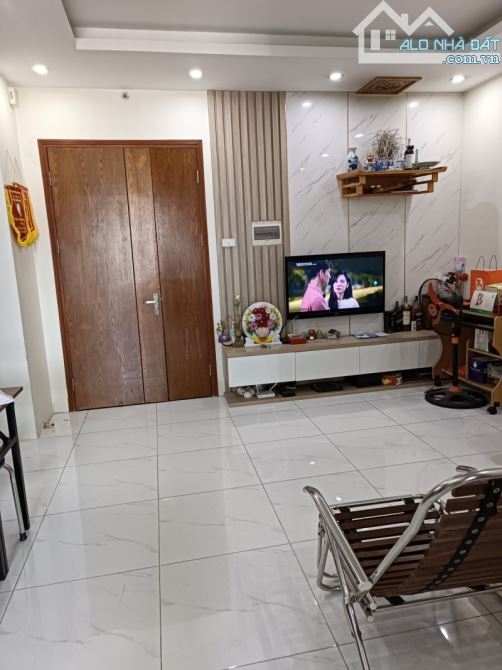 Bán căn hộ chung cư 2 phòng ngủ CT36 Xuân La, Tây Hồ chỉ 7,3 tỷ - 1
