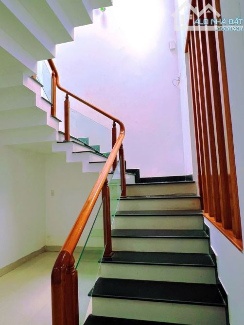 🔥BÁN NHÀ PHỐ- 2 TẦNG- HOÀNG VĂN THỤ- 90M2- NGAY CẦU RỒNG- TT HẢI CHÂU- 6 TỶ X - 1