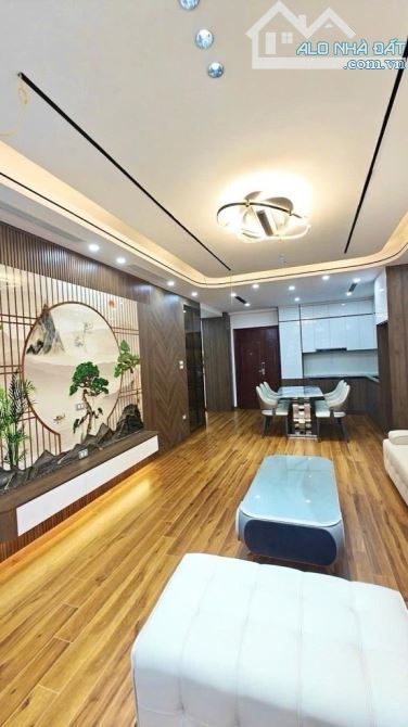 CẦU GIẤY – CĂN HỘ VỊ TRÍ SIÊU ĐẸP – 3 NGỦ THOÁNG SÁNG – FULL NỘI THẤT, Ở NGAY ✨ - 1