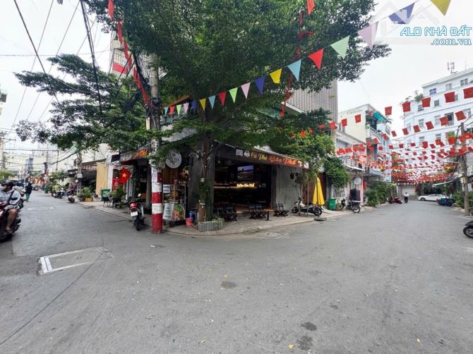 BÁN MTKD GẦN NGAY CHỢ HOÀNG HOA THÁM - 70M2, NGANG 5M VUÔNG A4, 2 TẦNG, KD CỰC TỐT - 1