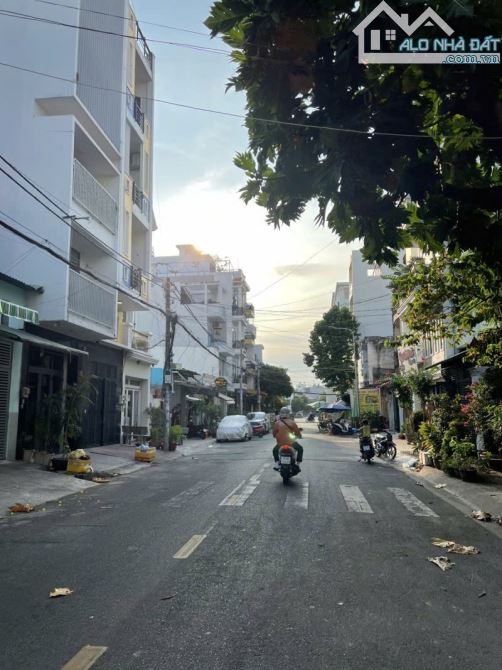 Bán nhà đường lớn lê quốc Trinh, tân phú,2pn, chi 5,x tỷ - 1