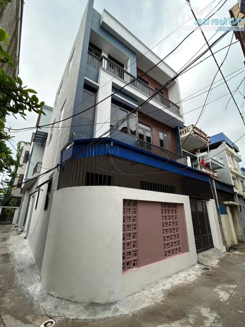 --CĂN NHÀ 3 TẦNG NGÕ ĐƯỜNG THÁI BÌNH - P NAM ĐỊNH - 1