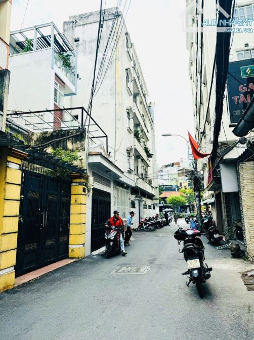 KHU TRUNG TÂM HÀNH CHÍNH P12Q4  SÁT ĐƯỜNG XE HƠI CHẠY CÁCH 1 BƯỚC CHỈ CÒN 1 CĂN DUY NHỨT - 1