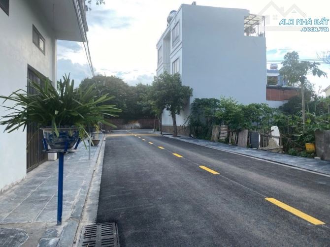 Vị trí cực đẹp. Khu đấu giá an toàn pháp lý, đẹp bền vững - 1