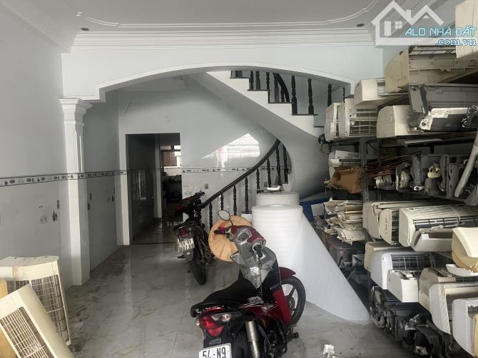 🏦QUẬN 12 ĐƯỜNG TRUNG MỸ TÂY 03 NHÀ 4 TẦNG NGANG 4,7/6,3x24 =112 m2 GIÁ CHỈ CÒN 7,5 tỷ Tl - 1