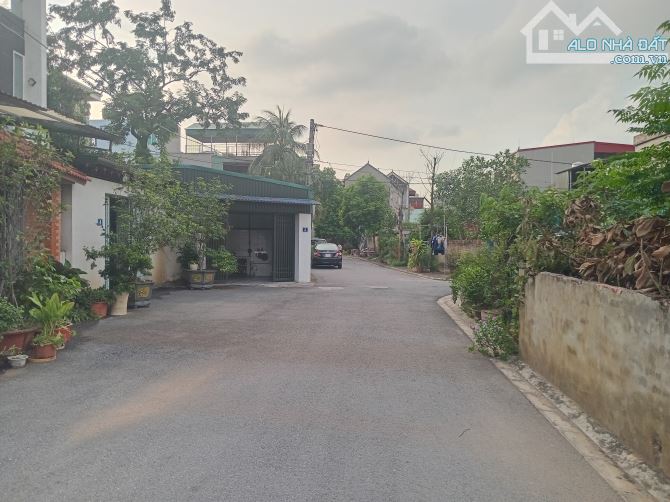 Bán đất Cổ Bi ,Gia Lâm, điện tích 45m, mặt tiền 4m, ô tô 16 chỗ ra vào ,giá 4,4 tỷ - 1