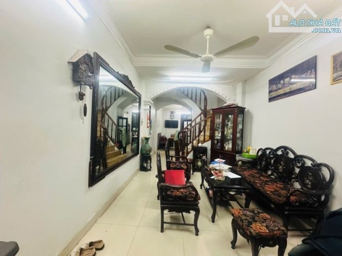 BÁN NHÀ LÔ GÓC NGÕ 87 LÊ THANH NGHỊ, HAI BÀ TRƯNG 43M² 4 TẦNG GIÁ 10,8 TỶ