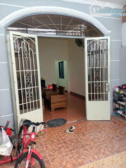 Bán Nhà Cấp 4 Mặt Tiền Đường Nguyễn Lương Bằng 90M2 (4x22.5) - Giá: 9.5Tỷ - 1