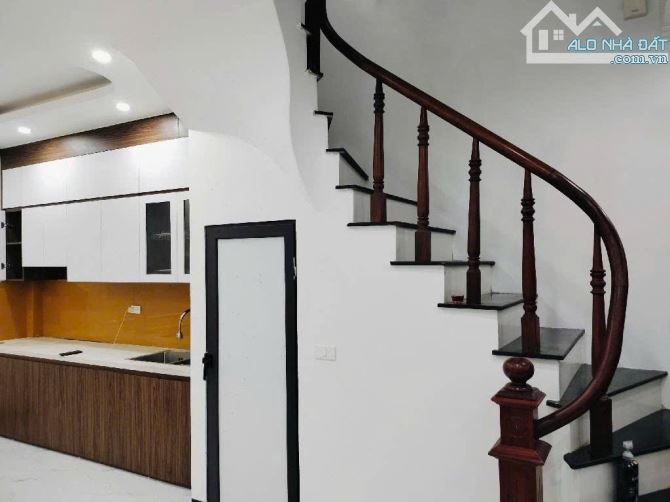 NHÀ MỚI VĂN MINH-DI TRẠCH—Ô TÔ ĐỖ CỔNG-6 PHÒNG CHO THUÊ - 1