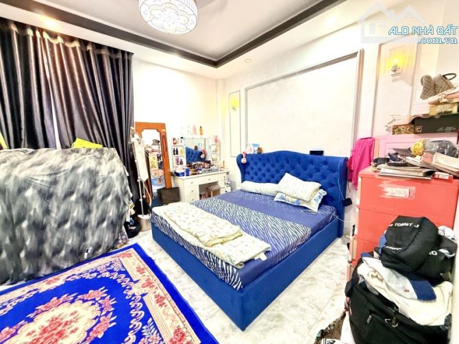 Gấp bán nhà Thủ Đức, giá 9.5 tỷ, gần Mt Tô Ngọc Vân, 4 tầng, dt 80m2. - 1