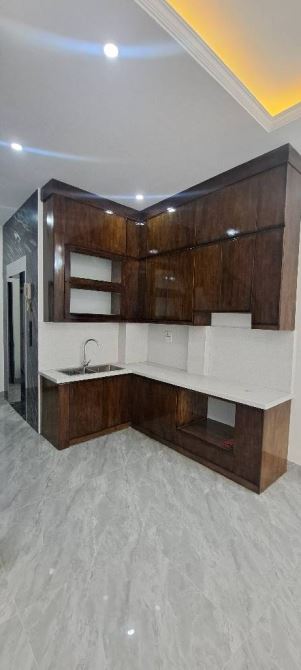 B.ÁN GẤP NHÀ VIỆT HƯNG, 41 MÉT 6 TẦNG THANG MÁY, NHỈNH 8 TỶ. - 1