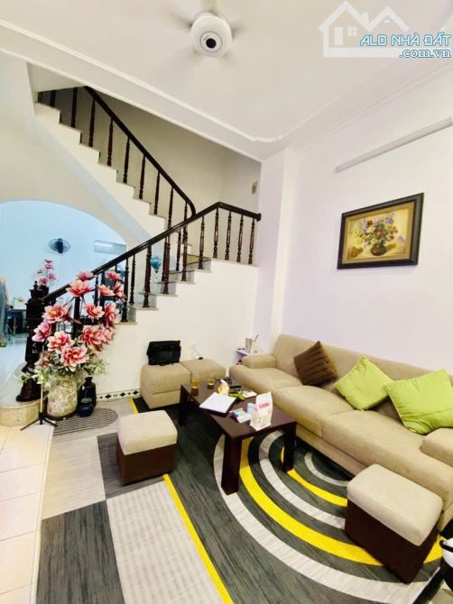 BÁN NHÀ KHU PHÂN LÔ, PHỐ MINH KHAI - 50M2 X 4 TẦNG 4 NGỦ - THANG MÁY - SỔ ĐỎ VUÔNG ĐẸP - 1