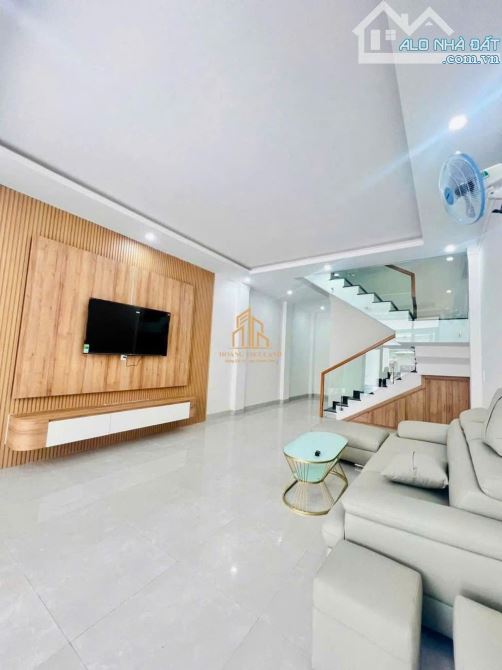 💥 BÁN NHÀ 3 TẦNG MẶT TIỀN ĐỒNG SỸ BÌNH 📍 Cách Mai Hắc Đế chỉ 200m, cách Giải Phóng 100m. - 1