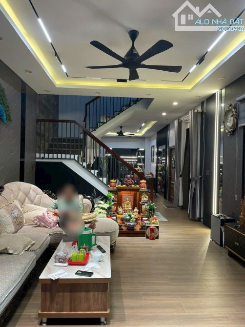 Giá sốc..11 tỷ. Bán nhà 1T1L KDC Tân Phong- Biên Hoà. 8,5x23m. Đường 8m. SHR. - 1
