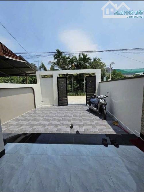 Bán nhà cấp 4 ngay gần ngã tư bến cá ,cách Cầu Hóa an chỉ 12p di chuyển - 1
