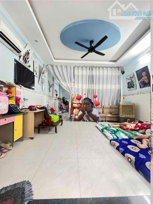 Giá 3,6 tỷ. Bán nhà 1T1L gần ngã 4 VinCom Tân Mai Biên Hoà. 5x13m. Đường 5m. - 1