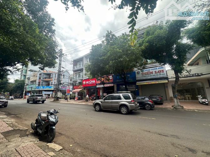 Cần bán nhà mặt tiền Ngô Quyền Gần Ngã Tư Trần Khánh Dư  - ( hợp đồng cho thuê 15 tr / thá - 1