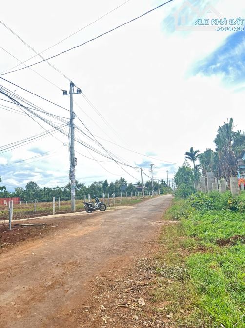 ĐẤT KOMLEO HOÀ THẮNG CŨ - NAY PHƯỜNG TÂN LẬP - ĐAKLAK 6,5x20m, 1 Tỷ150 - 1
