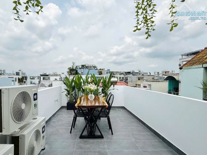 NHÀ MỚI TRANG BỊ NỘI THẤT CAO CẤP THEO PHONG CÁCH HIỆN ĐẠI. NHÀ NỞ HẬU,NGUYỄN TƯ GIẢN.P12. - 1